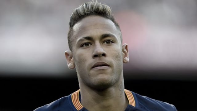 Neymar sufre embargo de yate, un avión y varias propiedades en Brasil