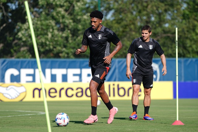 La Bicolor realizó su último entrenamiento en Kansas y quedó lista para jugar contra Canadá. (Foto: Selección Peruana).