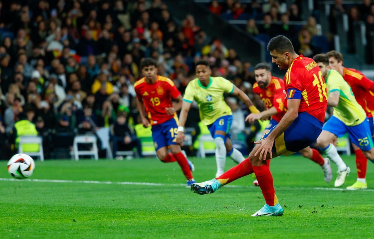El gol de Rodri para el 1-0 de España ante Brasil. (Foto: EFE)