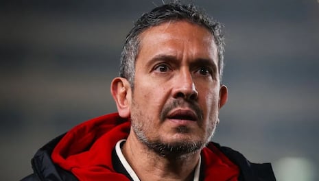 ¿Velazco con los días contados en la ‘U’? Asesor legal del club se pronuncia ante su posible salida