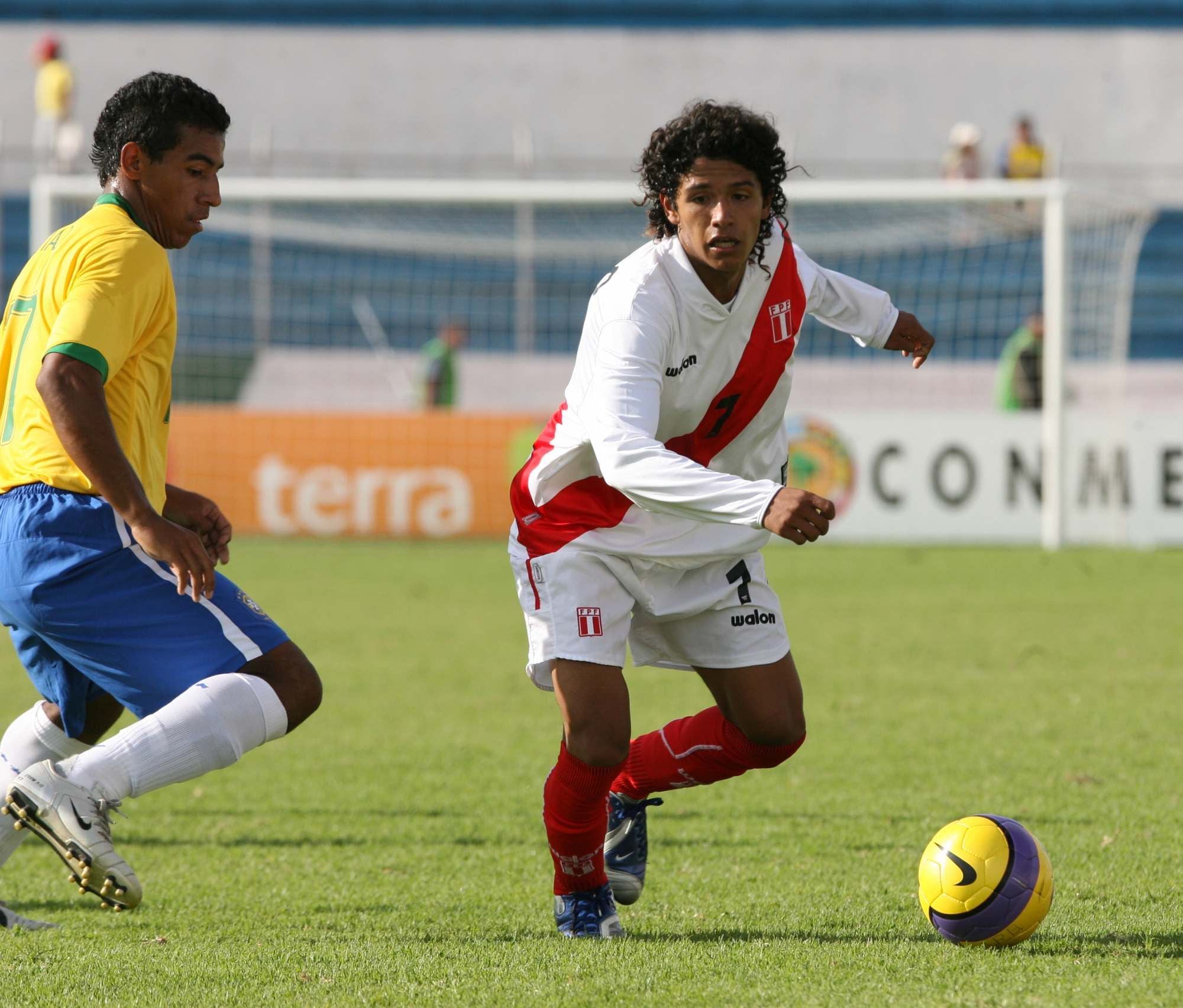 Reimond Manco se lanzó a la fama luego del triunfo de la Sub 17 ante Brasil en 2007. (Foto: GEC)