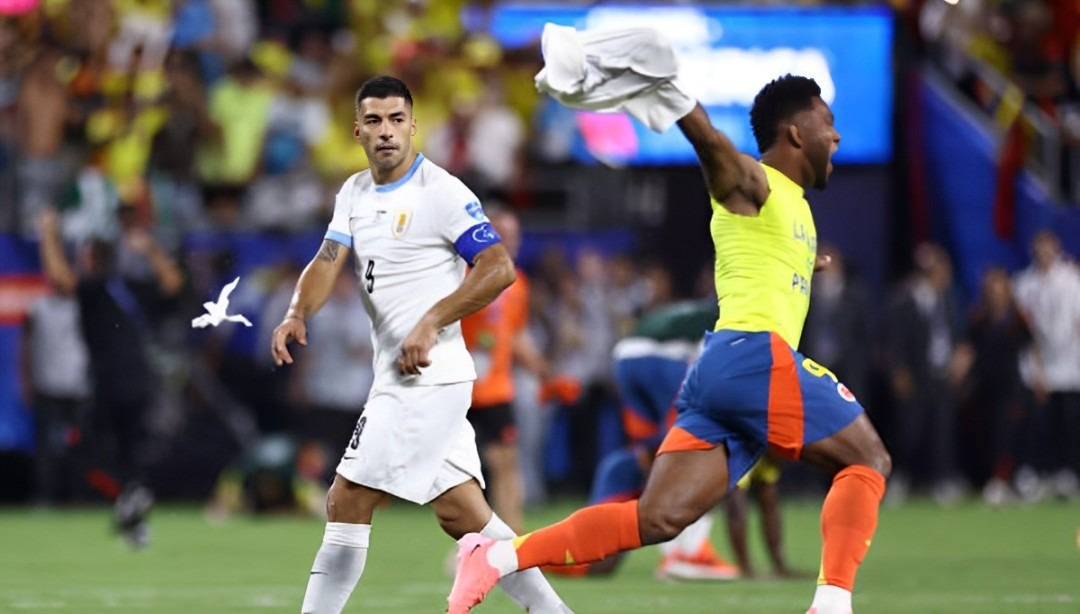 Luis Suárez tuvo un altercado con Miguel Borja, tras el Colombia vs. Uruguay. (Foto: Getty Images)