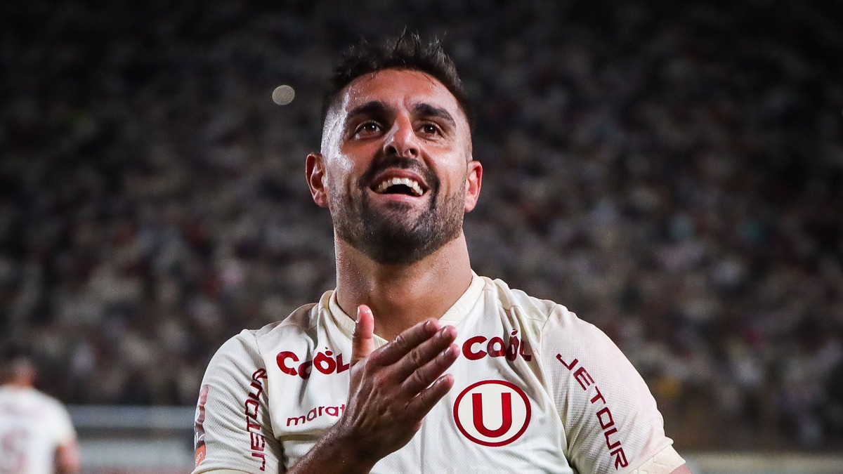 Luis Urruti llegó a las instalaciones de Campo Mar. (Foto: Universitario)