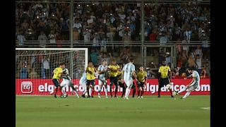 Inatajable: Lionel Messi y el golazo de tiro libre a Colombia en imágenes
