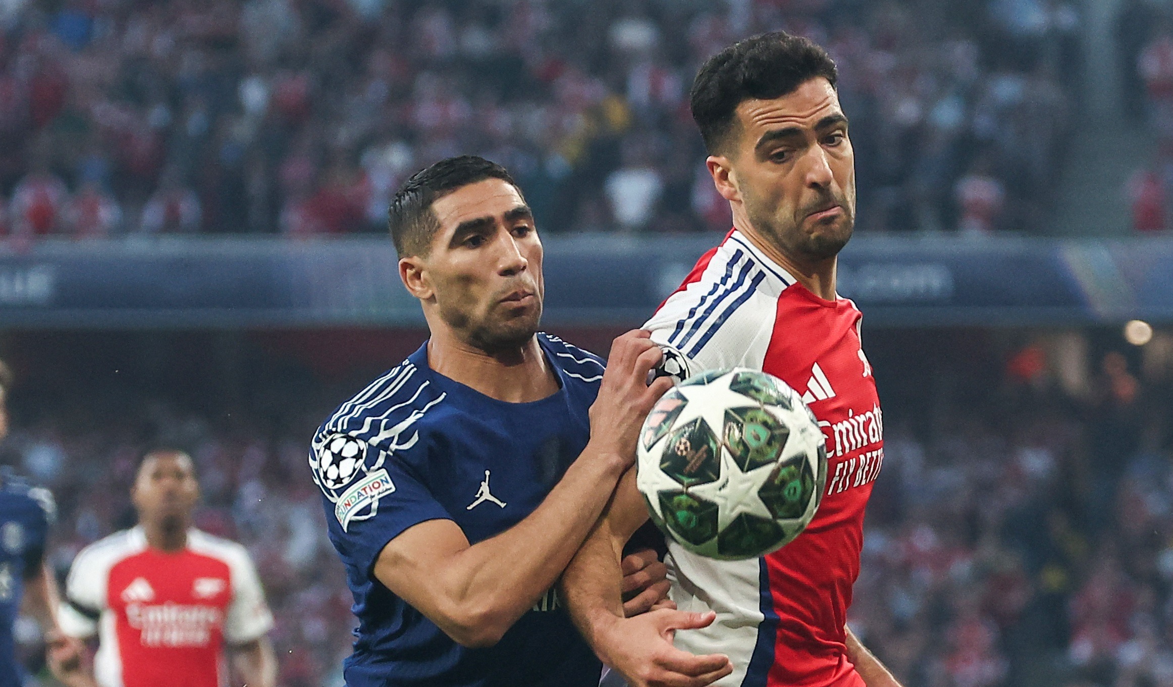 Arsenal vs. PSG por la ida de la semifinal de Champions League en el Emirates Stadium. (Foto: AFP)