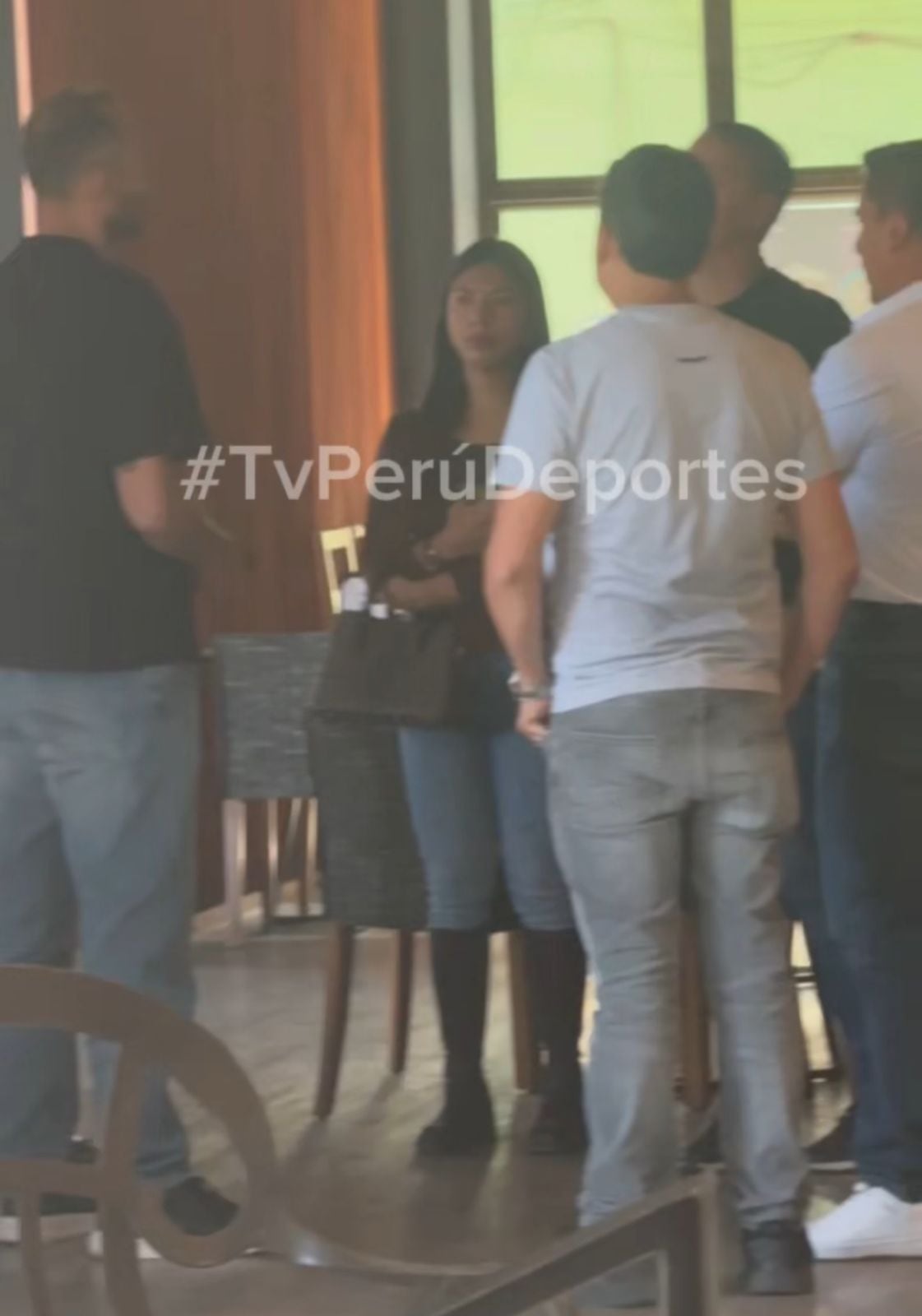 Hernán Barcos tuvo reuniones con diferentes protagonistas del FC Cajamarca. (Foto: Alfredo Ccasa)