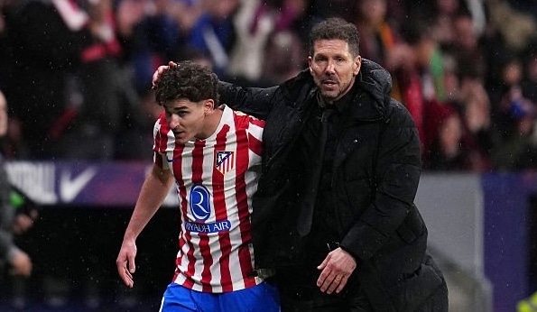 Sigue el conflicto entre Julián Álvarez y Atlético de Madrid: la radical decisión del ‘Cholo’ Simeone. (Foto: Getty Images)