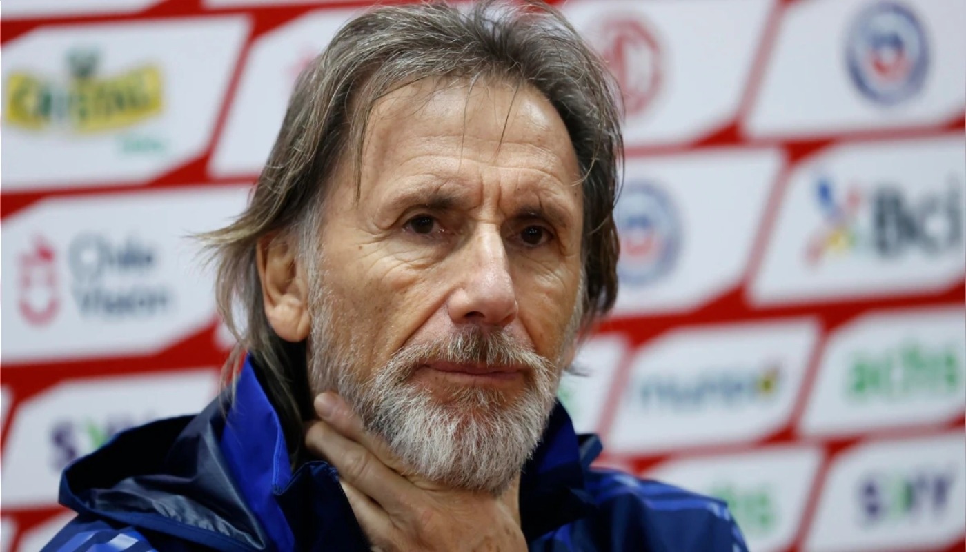 Prensa chilena estalla y culpa a Ricardo Gareca del mal momento de Chile en las Eliminatorias. (Foto: EFE)