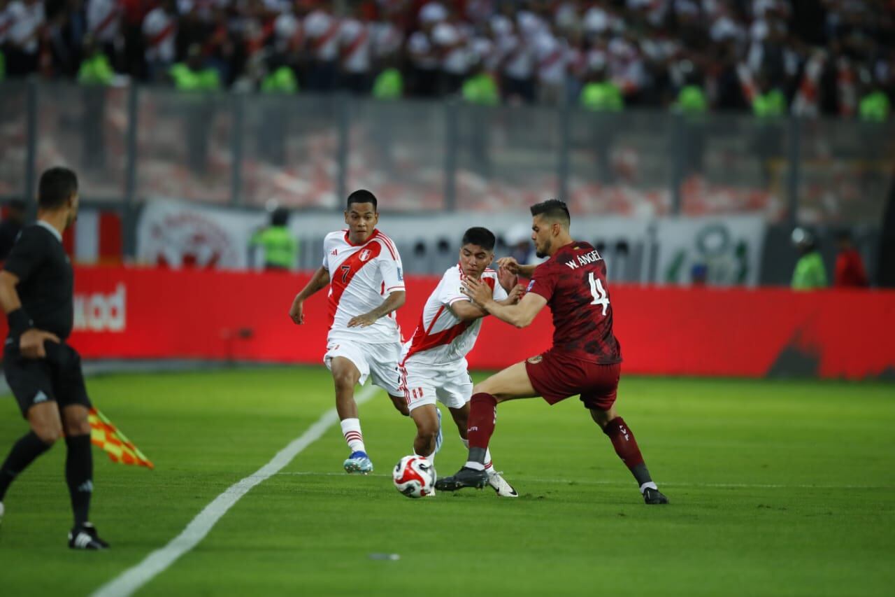 Perú vs. Venezuela en partido por Eliminatorias 2026. (Foto: Giancarlo Avila / @photo.gec)