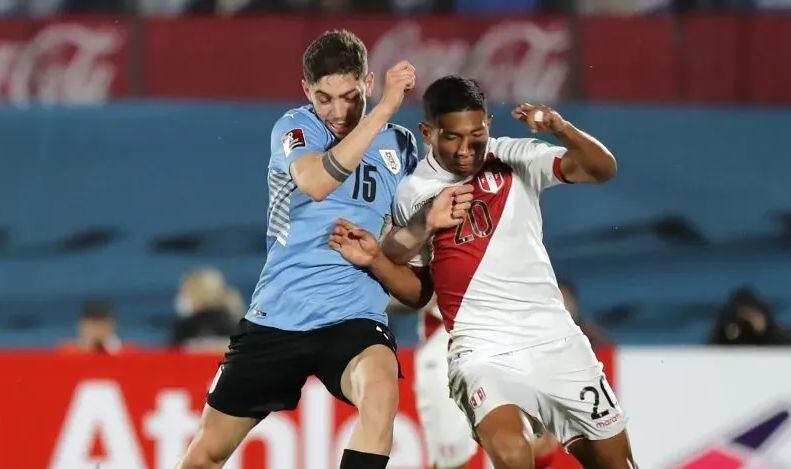 El mediocampista uruguayo se refirió al partido ante la selección peruana en Montevideo.