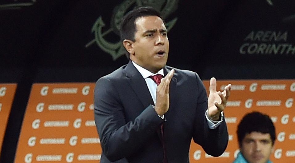 César Farías renunció a Águilas Doradas de Colombia. (Foto: AFP)