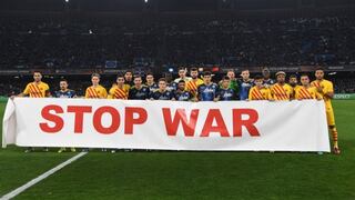 Paren la guerra: el mensaje del Barcelona y Napoli en la Europa League