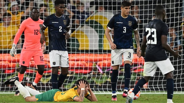Ecuador perdió 3-1 ante Australia en el debut de Sánchez Bas en el banquillo