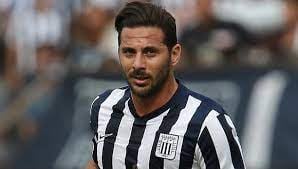 Claudio Pizarro con camiseta de Alianza Lima./ Foto: GEC