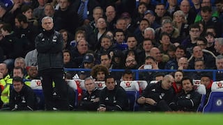 No solo fue Conte: Mourinho 'peleó' con hinchas de Chelsea que lo llamaron Judas [VIDEO]