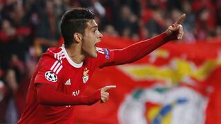 Benfica: Raúl Jiménez anotó gol a Bayern Munich tras pésima salida de Neuer