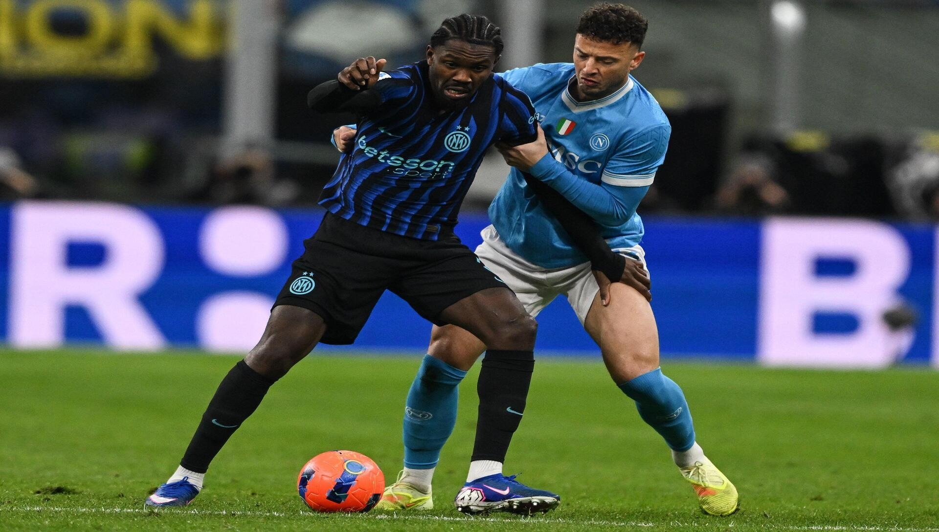 Thuram buscará mostrar su olfato goleador en el duelo Inter vs Lecce de la Serie A (Crédito: Alamy Stock Photo).