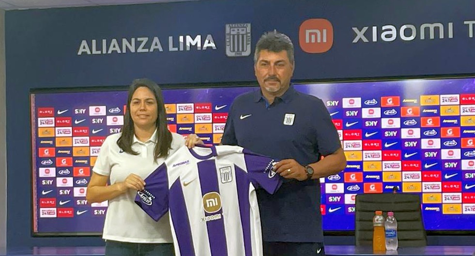 José Letelier es nuevo entrenador del equipo femenino de Alianza Lima (Foto: Fernanda Huapaya)
