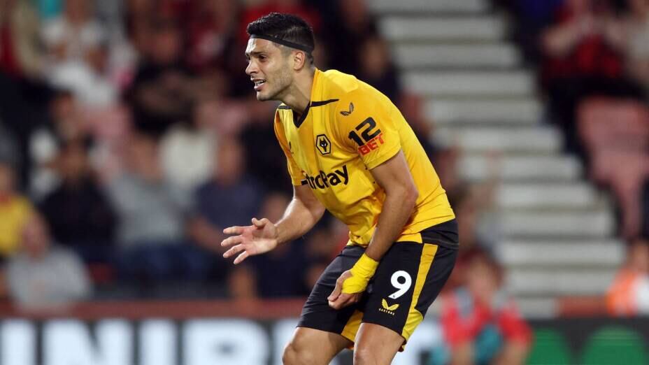 Raul Jimenez logro una Super Copa de España con el Atletico de Madrid.