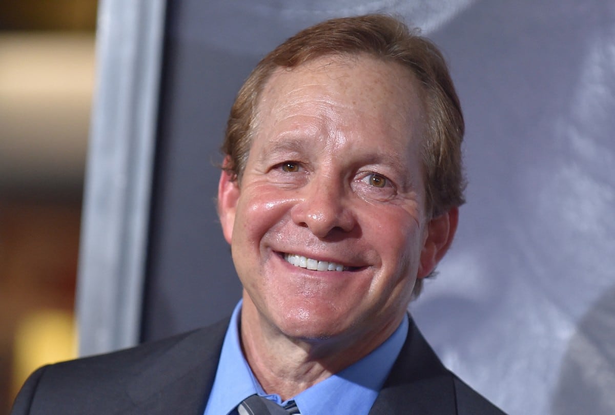 El actor Steve Guttenberg ayudó en el proceso de evacuación. (Foto: AFP)