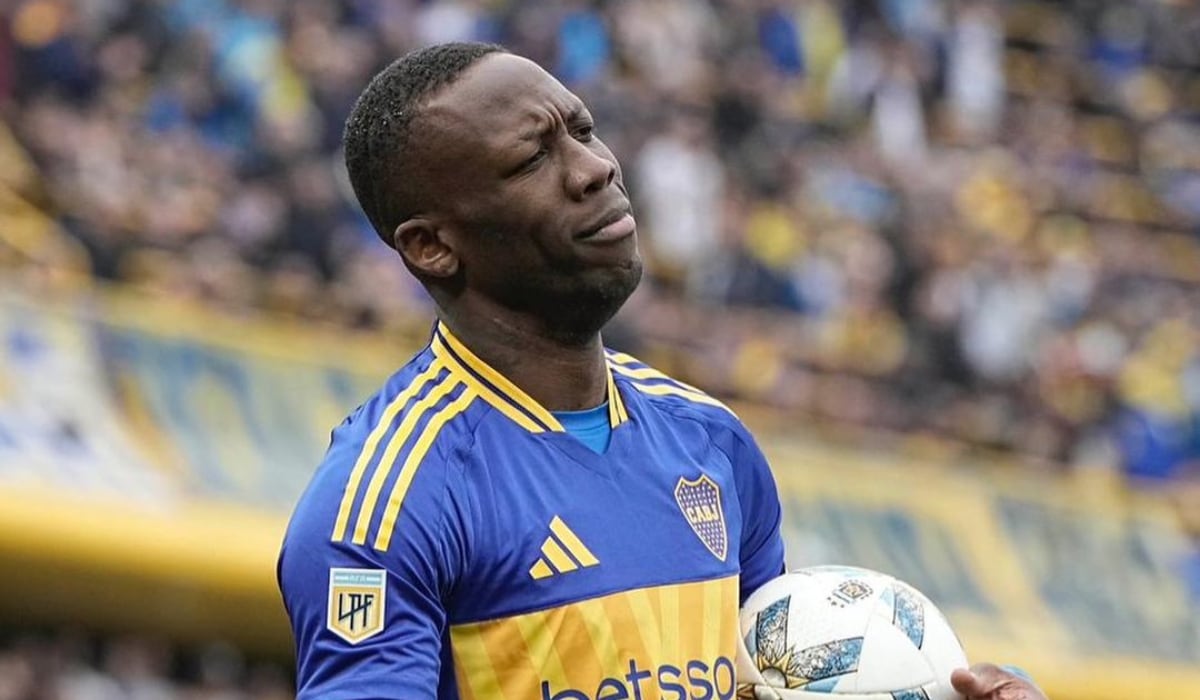 Luis Advíncula no fue considerado ante Gimnasia el último fin de semana. (Foto: Boca)