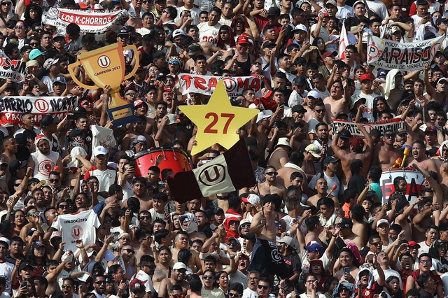 La celebración de Universitario en el Estadio Monumental. (Foto: Leonardo Fernández / GEC)