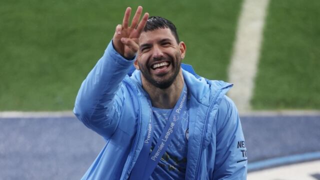 Ya se encuentra en Barcelona: ‘Kun’ Agüero pasará examen médico el lunes