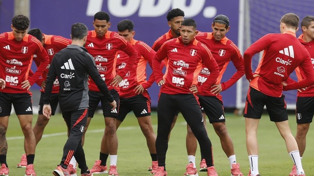 Selección Peruana sumó un nuevo día de entrenamiento en la Videna. (Fotos: Violeta Ayasta/GEC)