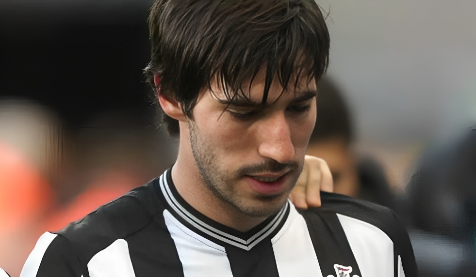 Sandro Tonali ya tiene castigo y su último partido será por la Champions League contra Borussia Dortmund por la Fecha 3. (Foto: Agencias).