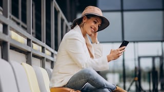 Apple lanza iOS 26 con funciones inéditas para viajeros: integración total con aerolíneas y control desde el iPhone