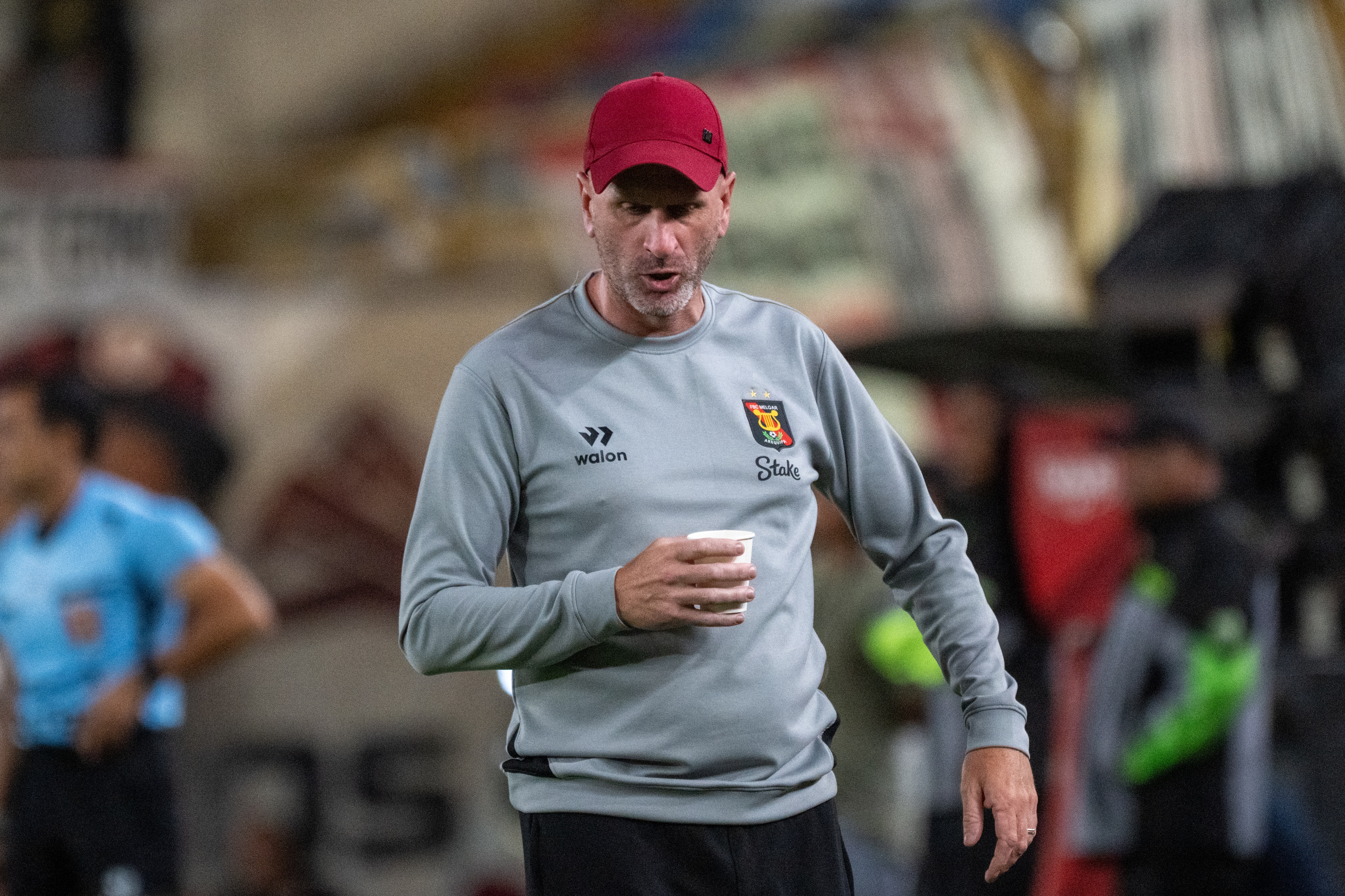 Miguel Rondelli arremetió contra el arbitraje tras el empate entre Melgar y Universitario. (Foto: Paloma del Solar/@photo.gec)
