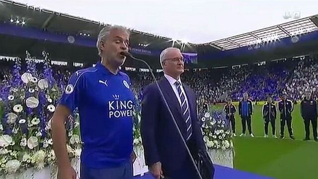 Leicester: Andrea Bocelli deleitó a los fanáticos de los 'Foxes'