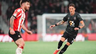 Oliver Sonne fue titular en triunfo del Burnley ante Southampton por la FA Cup