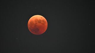 Averigua cómo es un eclipse lunar y cuándo se podrá ver