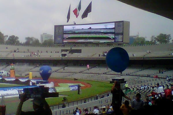 La pantalla fue cambiada en la época de los 90´s anteriormente solo era a dos tonos.