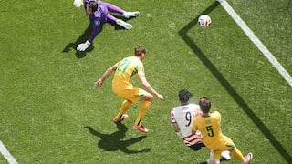¡Para no creerlo! Australiano Burgees en propia puerta le da el 1-0 a Estados Unidos