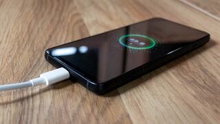 Android: conoce si es recomendable cargar tu teléfono con un cable largo