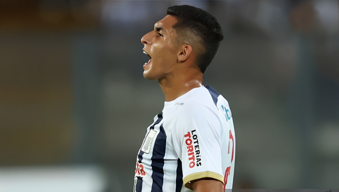 Kevin Serna tiene contrato con Alianza Lima hasta diciembre del 2027. (Foto: Getty Images)