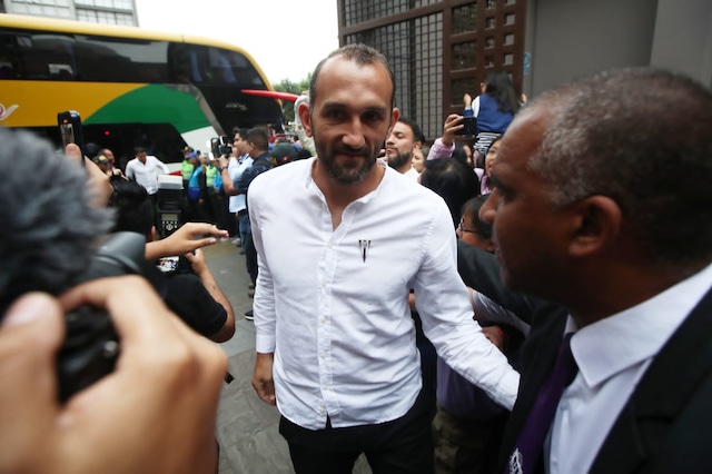 Plantel de Alianza Lima visitó el templo de Las Nazarenas, como parte de la tradición religiosa que tiene el club por el Señor de los Milagros. (Foto: jorge.cerdan/@photo.gec)