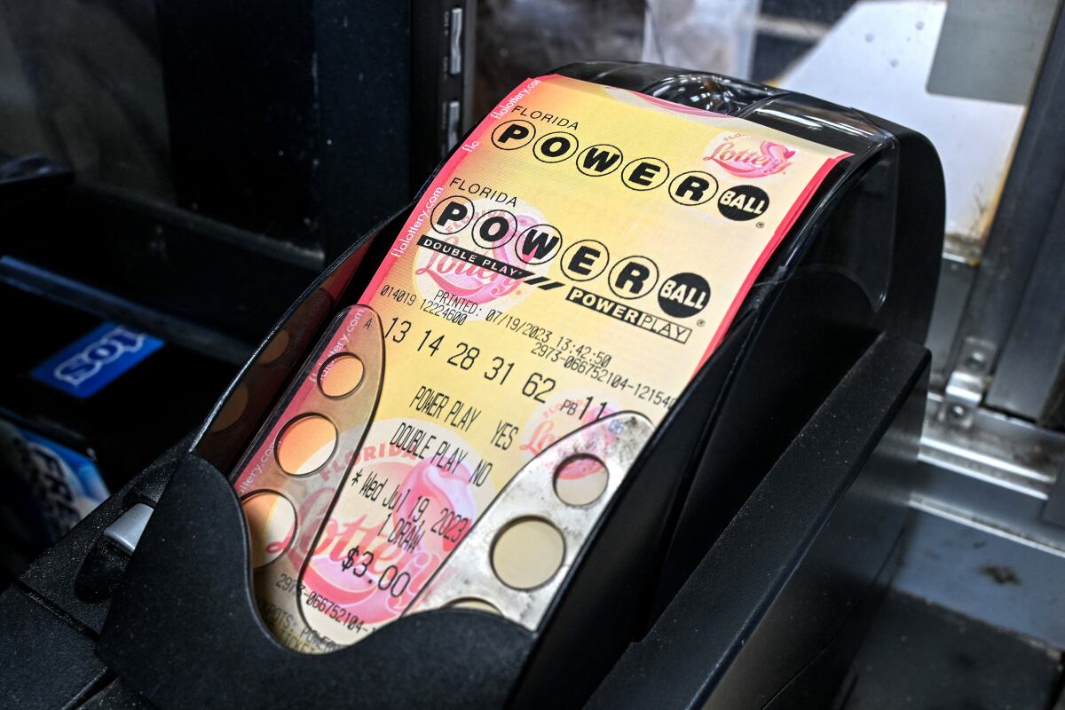 Edwin Castro se convirtió en el feliz ganador de Powerball (Foto: AFP)