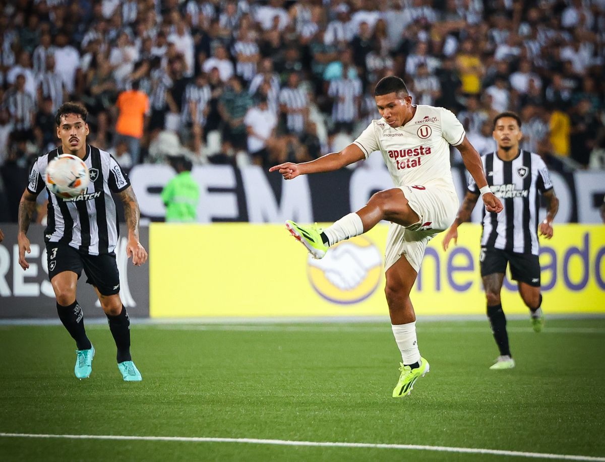 Universitario registra cuatro unidades en la Copa Libertadores (Foto: AFP)