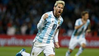Lionel Messi protagoniza foto viral por gol rodeado de siete uruguayos