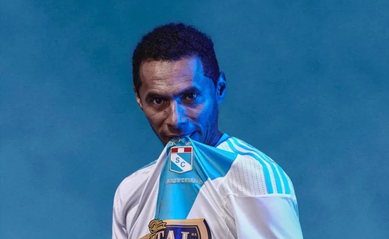 Carlos Lobatón jugó 15 temporadas en Sporting Cristal y ganó cinco títulos nacionales. (Foto: SC)