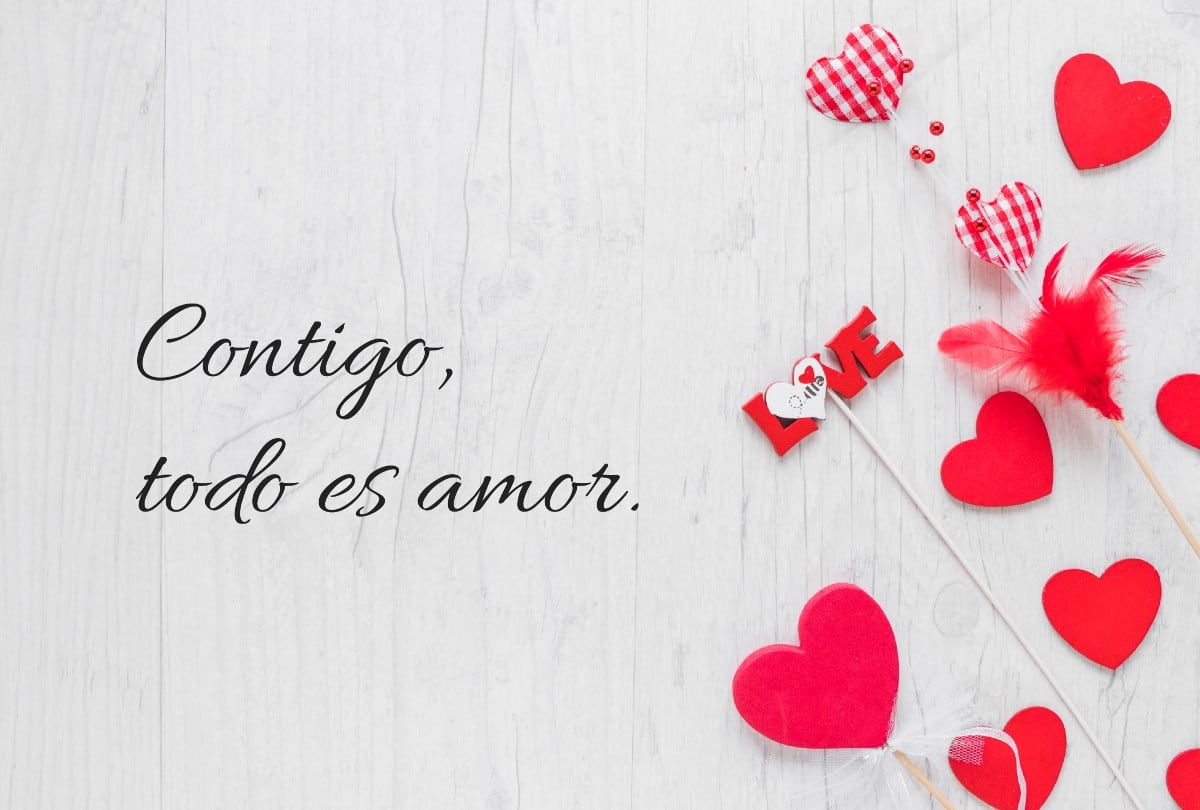 Este 14 de febrero, comparte frases de San Valentín que hagan sentir especial a tu pareja. | Crédito: Composición Depor / Freepik