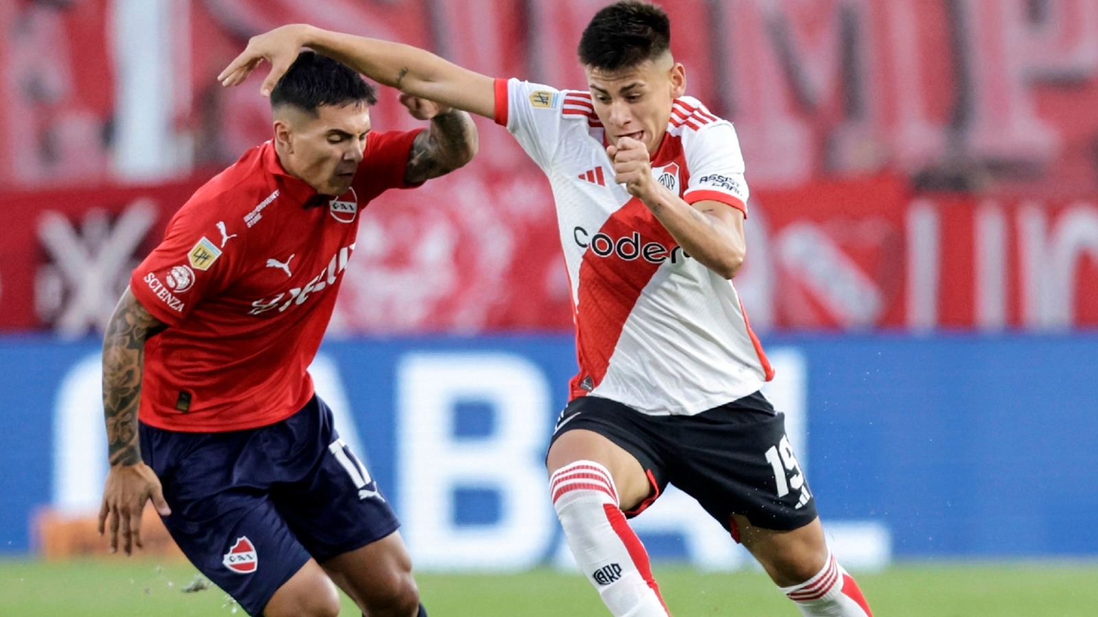 River vs. Independiente se enfrentarán por la Copa de la Liga Argentina. (Foto: Baires)