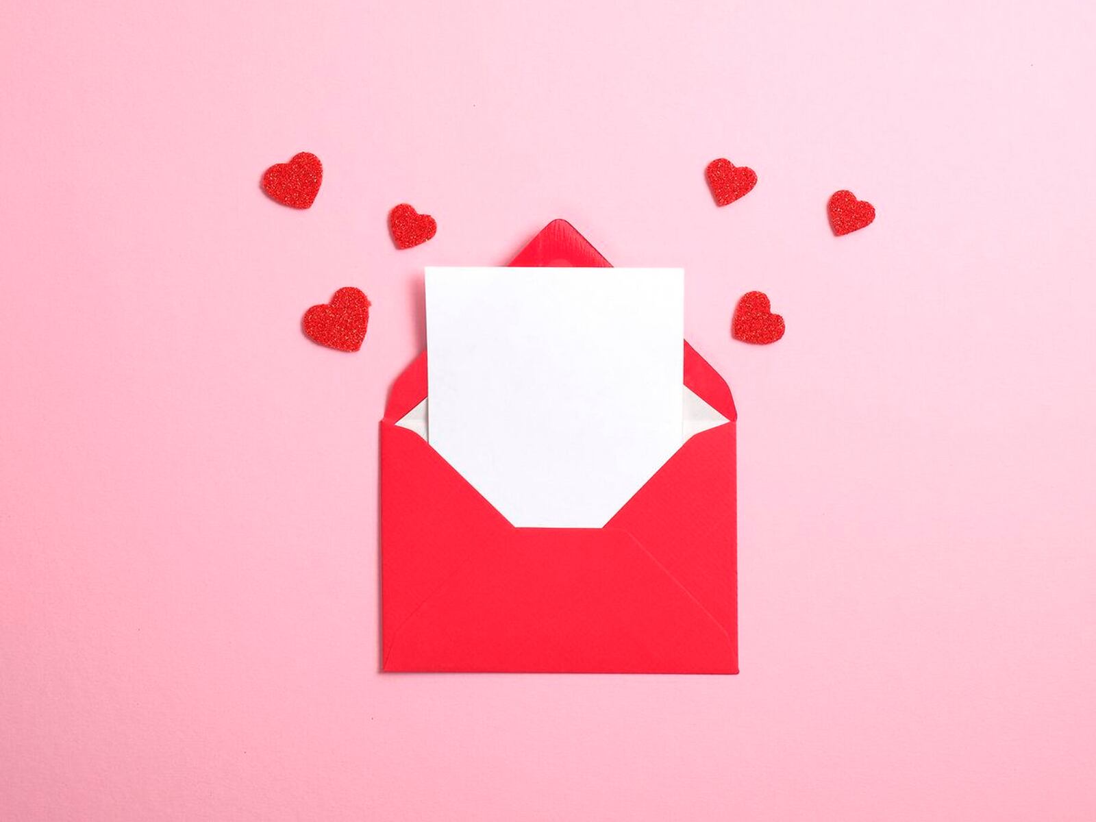 WHATSAPP | También existen una serie de frases para compartirlas con tu imagen por el Día de San Valentín. (Foto: Pinterest)