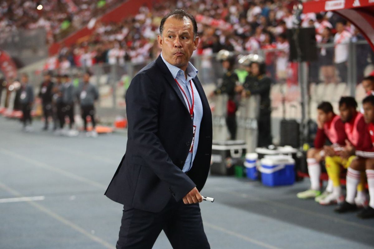 Juan Reynoso está dirigiendo su primera Eliminatoria como entrenador. (Foto: Giancarlo Avila / GEC)