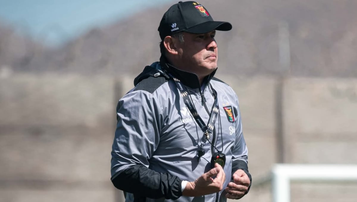 Juan Reynoso seguirá al mando de FBC Melgar en 2026. (Foto: Melgar)