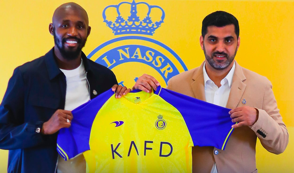 Seko Fofana posando con la camiseta del Al Nassr, en la presentación oficial como nuevo jugador. (Foto: Al Nassr)