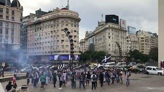 Alianza Lima: hinchas se hacen sentir en Buenos Aires antes del partido contra Independiente